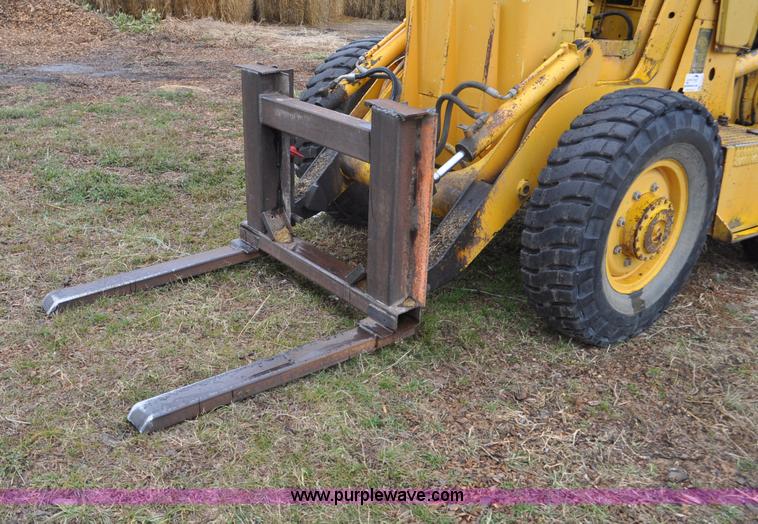 image for item G6182 1963 Trojan wheel loader