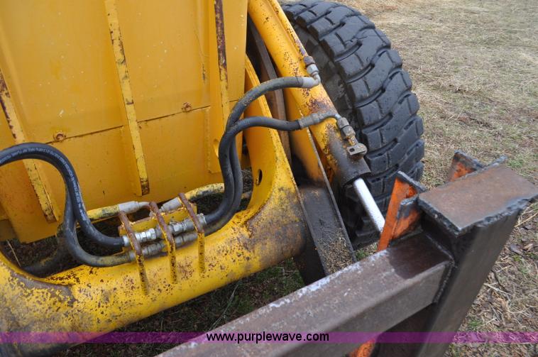 image for item G6182 1963 Trojan wheel loader