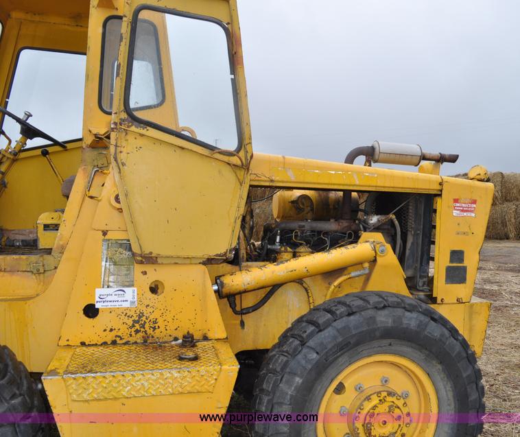 image for item G6182 1963 Trojan wheel loader