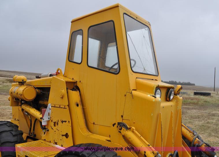 image for item G6182 1963 Trojan wheel loader