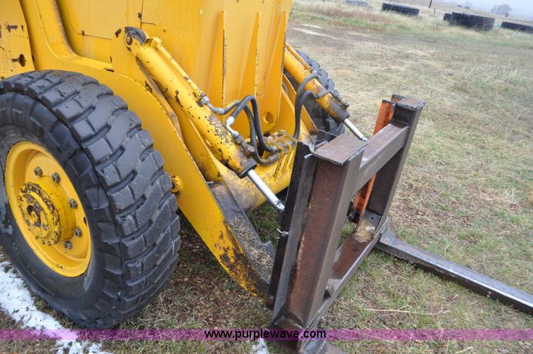 image for item G6182 1963 Trojan wheel loader