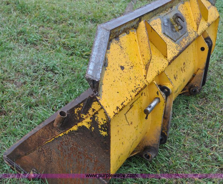 image for item G6182 1963 Trojan wheel loader