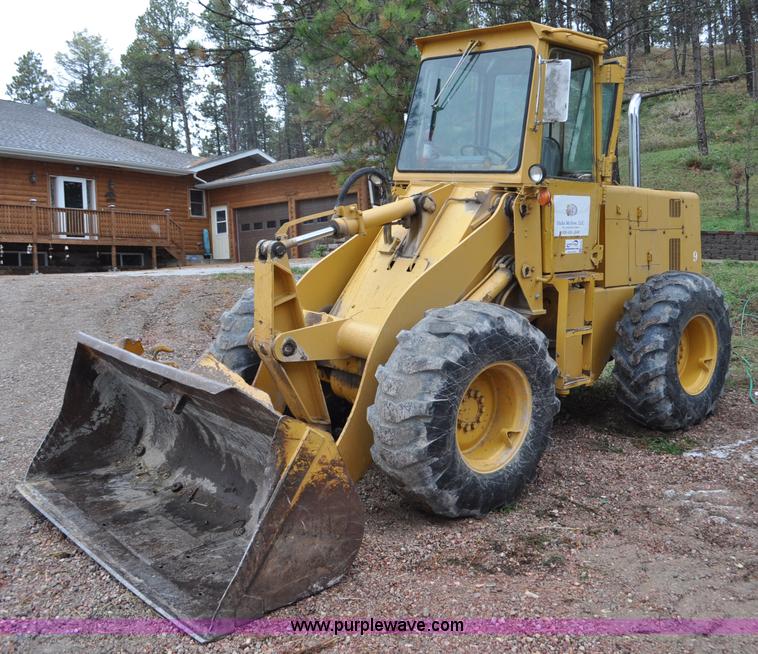 image for item G6183 Dresser 510 wheel loader