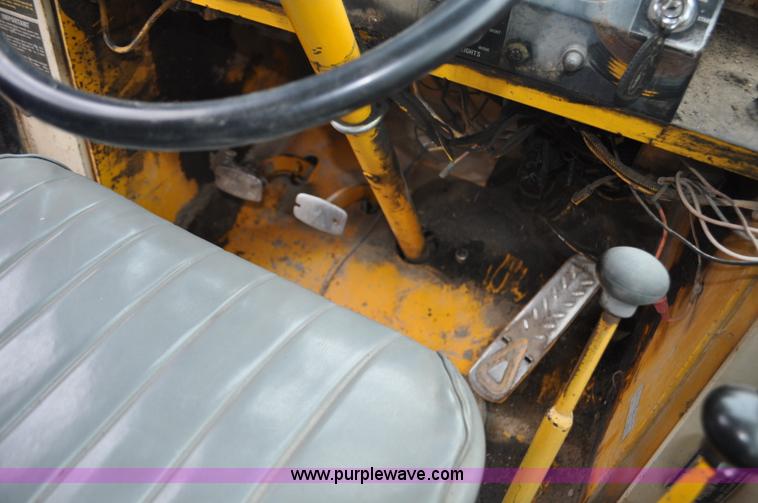 image for item G6183 Dresser 510 wheel loader