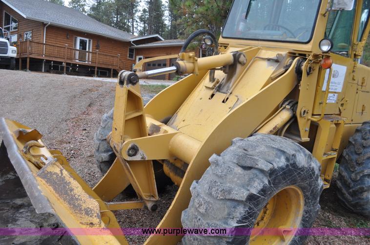 image for item G6183 Dresser 510 wheel loader