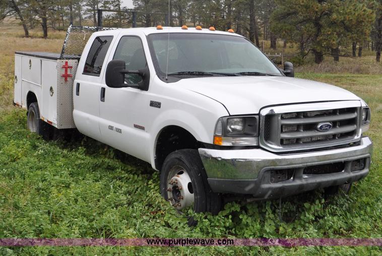 image for item G6185 2004 Ford F550 Crew Cab utility truck