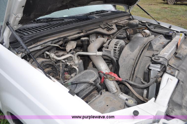 image for item G6185 2004 Ford F550 Crew Cab utility truck