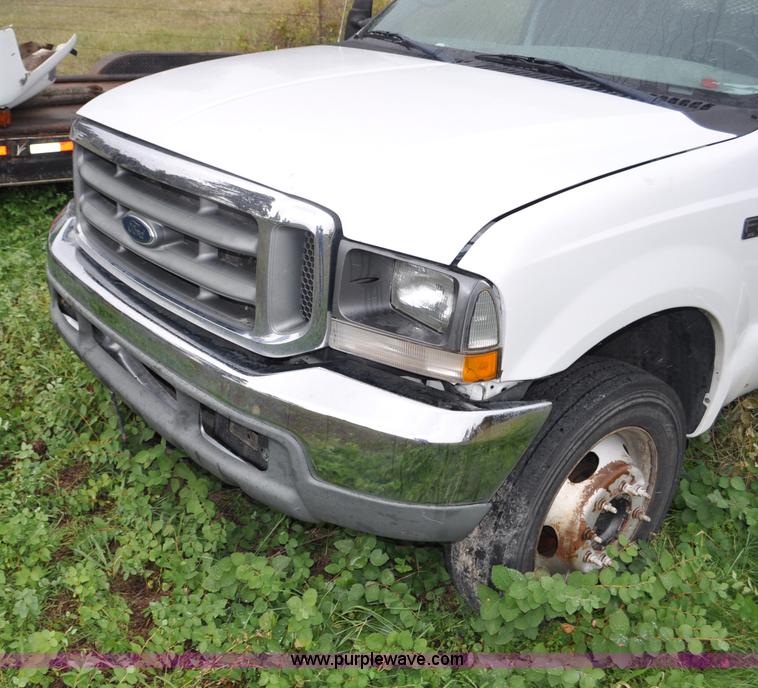 image for item G6185 2004 Ford F550 Crew Cab utility truck