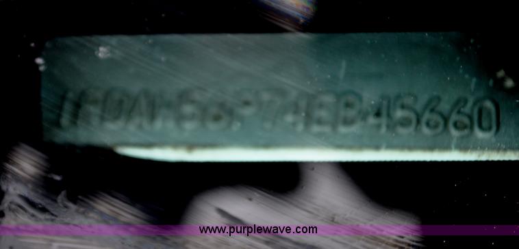 image for item G6185 2004 Ford F550 Crew Cab utility truck