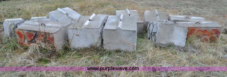 image for item G6186 (11) cement barricades