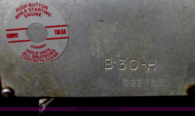 image for item G9217 2001 Ford F550 Super Duty truck with drill rig