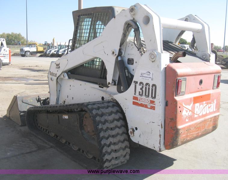 image for item H4481 2004 Bobcat T300 Turbo track skid steer