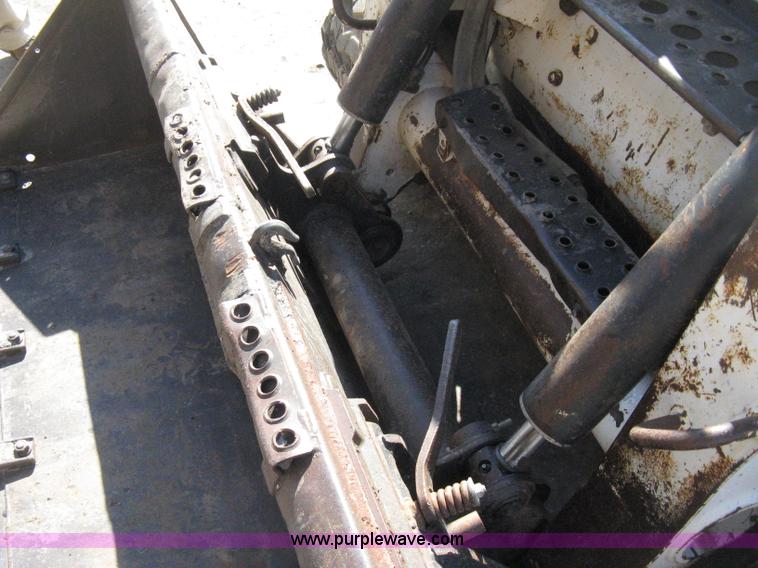 image for item H4481 2004 Bobcat T300 Turbo track skid steer
