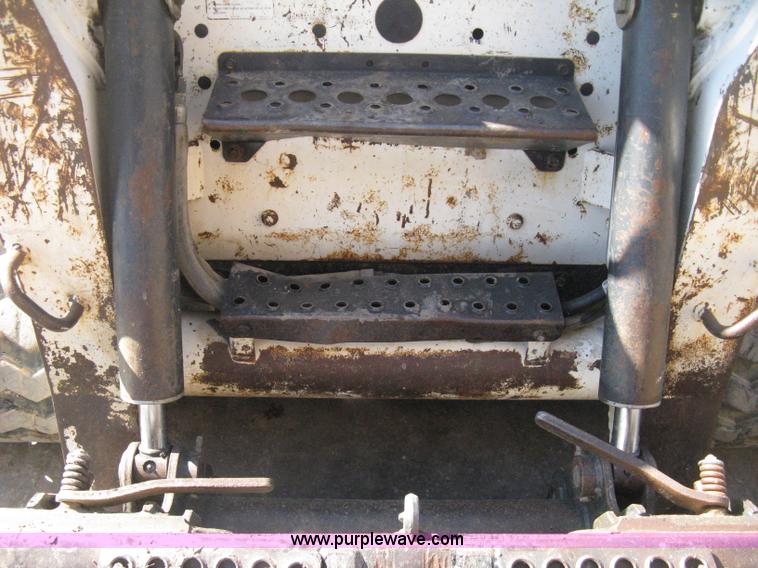 image for item H4481 2004 Bobcat T300 Turbo track skid steer