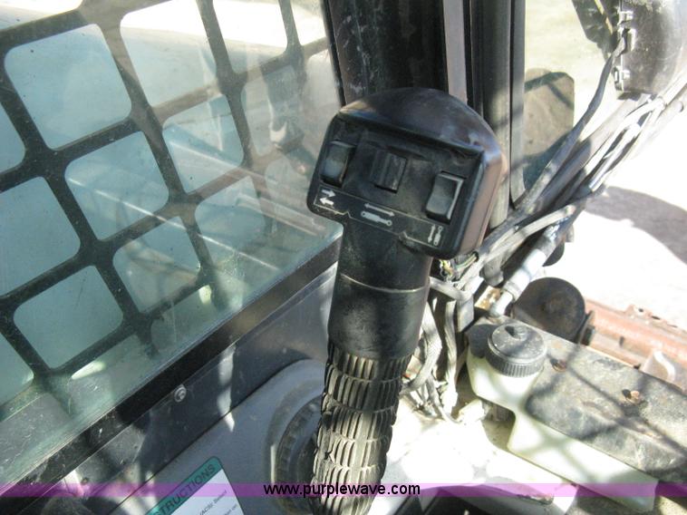 image for item H4481 2004 Bobcat T300 Turbo track skid steer