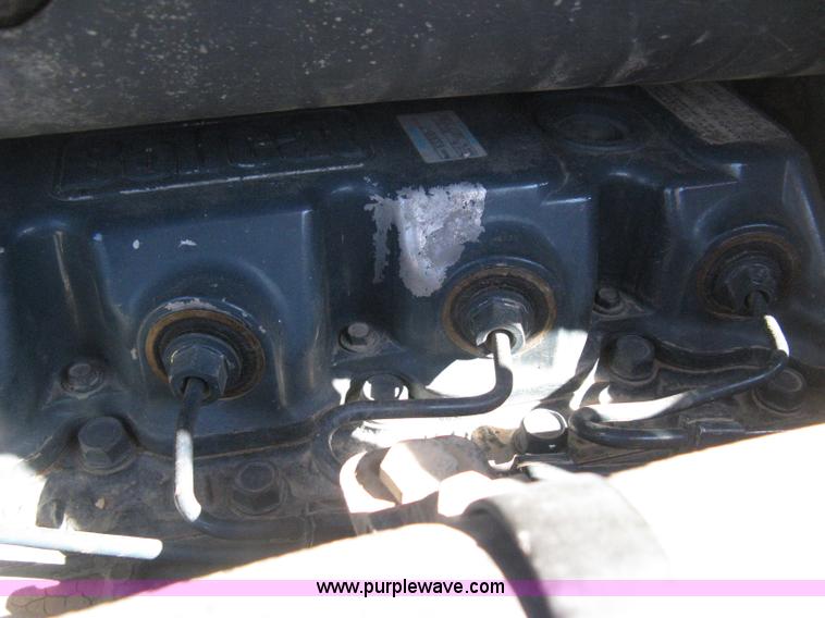 image for item H4481 2004 Bobcat T300 Turbo track skid steer