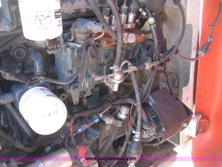 image for item H4481 2004 Bobcat T300 Turbo track skid steer