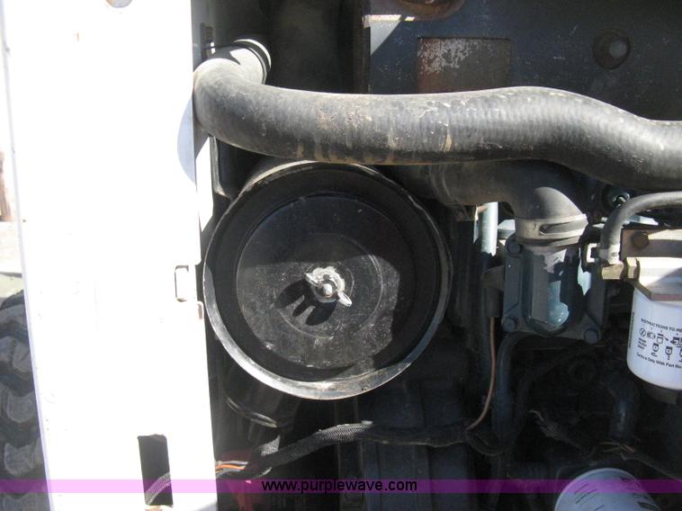 image for item H4481 2004 Bobcat T300 Turbo track skid steer