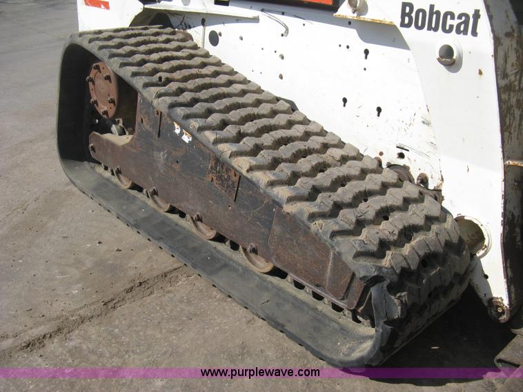 image for item H4481 2004 Bobcat T300 Turbo track skid steer