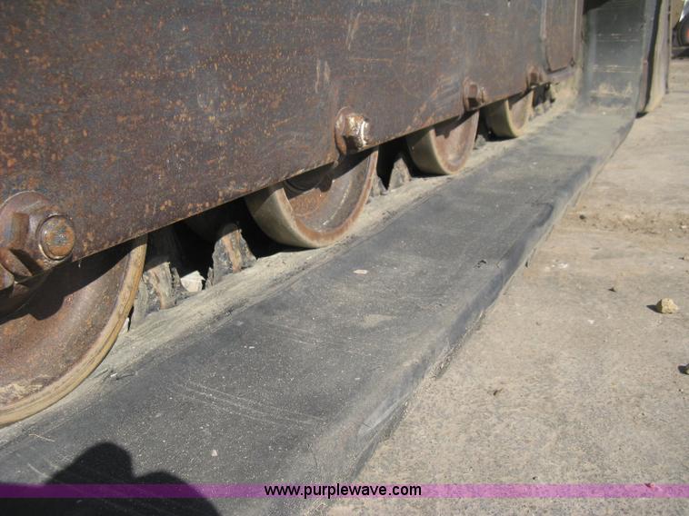 image for item H4481 2004 Bobcat T300 Turbo track skid steer