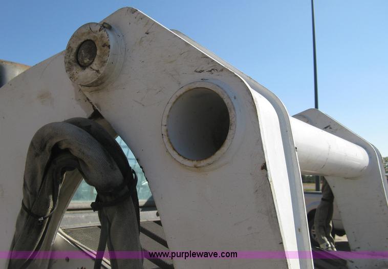 image for item H4481 2004 Bobcat T300 Turbo track skid steer