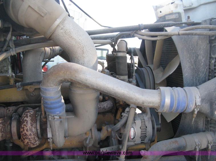 image for item H4489 1996 Freightliner FLD112SD dump truck