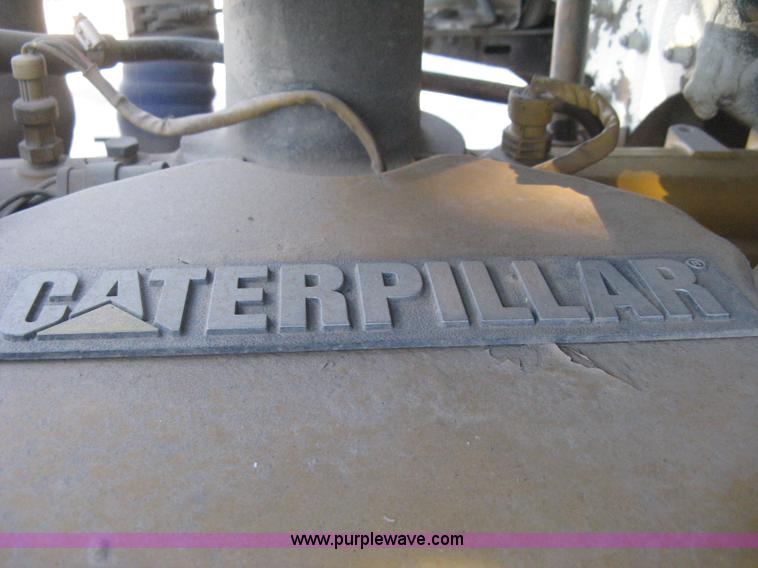 image for item H4489 1996 Freightliner FLD112SD dump truck