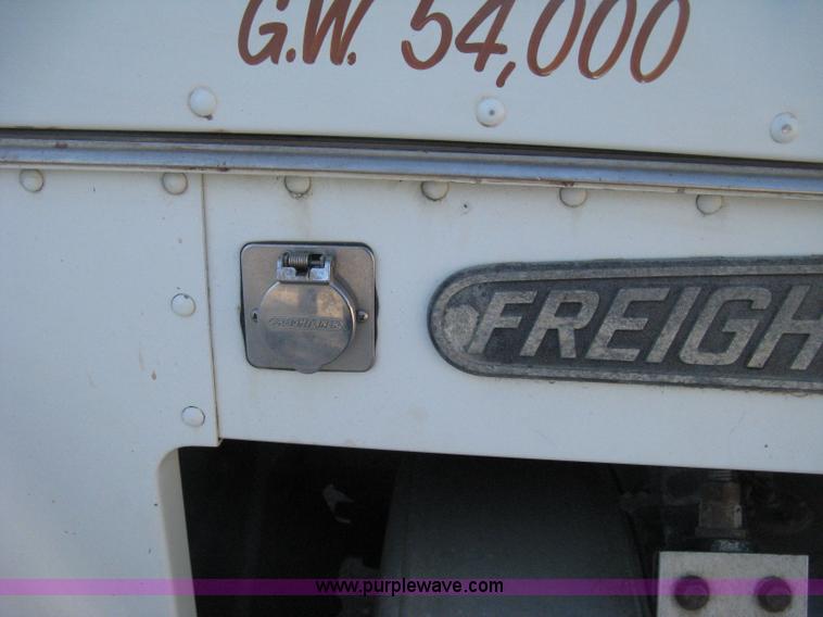 image for item H4489 1996 Freightliner FLD112SD dump truck