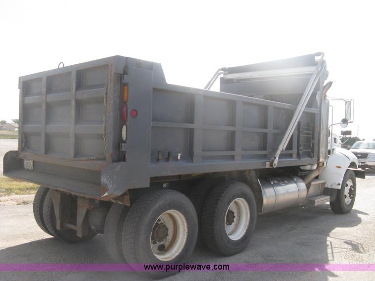 image for item H6269 2008 Peterbilt 340 dump truck