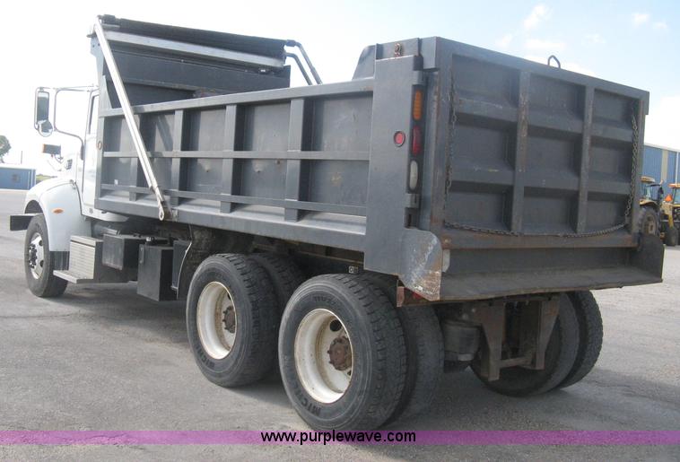 image for item H6269 2008 Peterbilt 340 dump truck