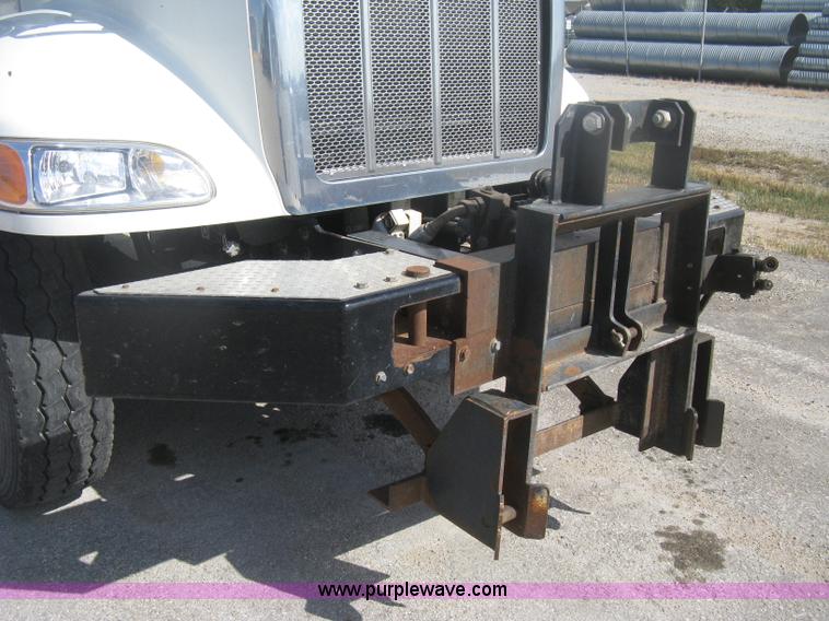 image for item H6269 2008 Peterbilt 340 dump truck