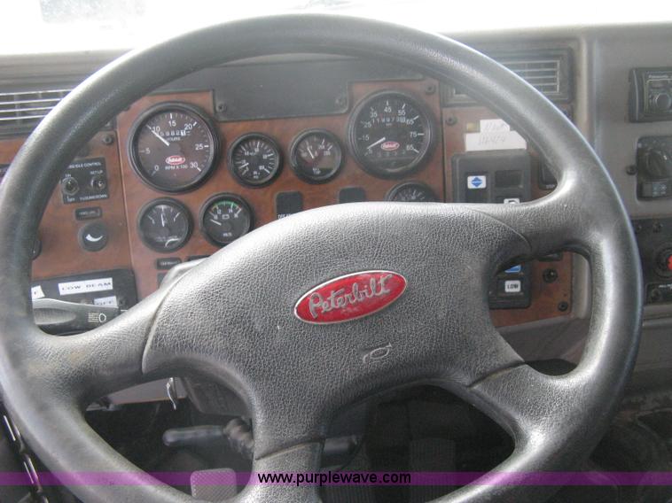 image for item H6269 2008 Peterbilt 340 dump truck