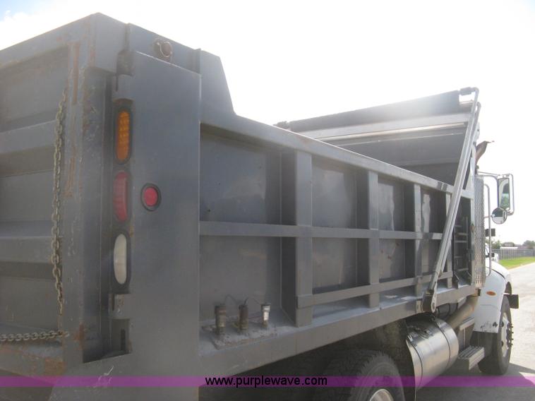 image for item H6269 2008 Peterbilt 340 dump truck