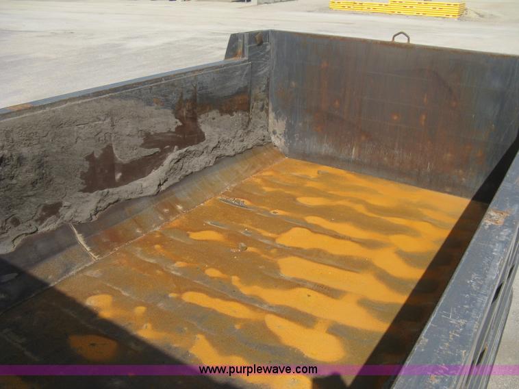 image for item H6269 2008 Peterbilt 340 dump truck