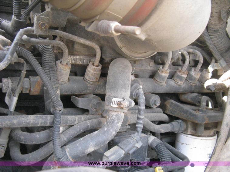 image for item H6269 2008 Peterbilt 340 dump truck