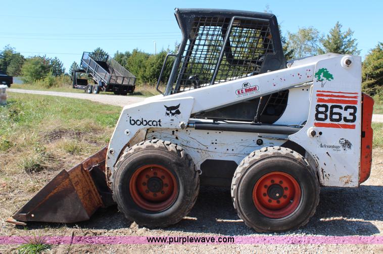 image for item H6801 2002 Bobcat 863 G series skid steer