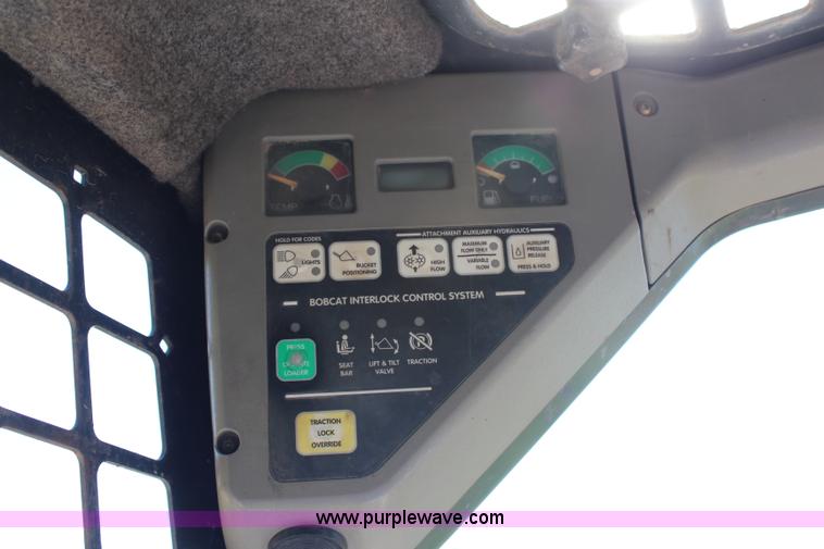 image for item H6801 2002 Bobcat 863 G series skid steer