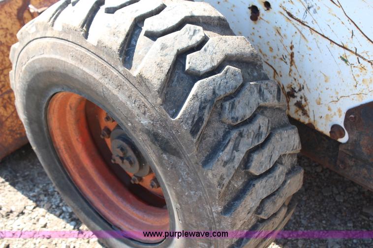 image for item H6801 2002 Bobcat 863 G series skid steer