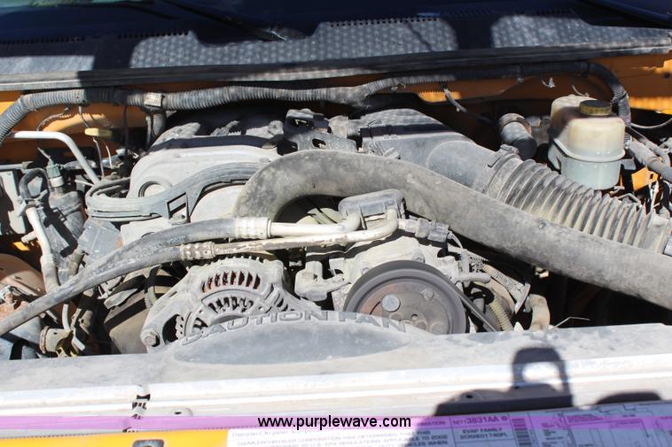 image for item H6810 2002 Dodge Ram 3500 utility truck