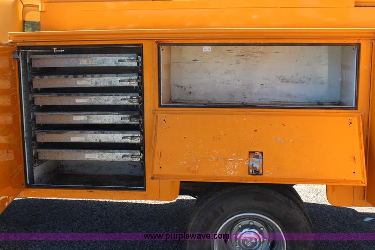 image for item H6810 2002 Dodge Ram 3500 utility truck