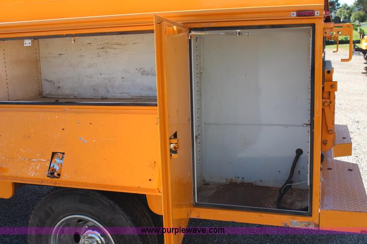 image for item H6810 2002 Dodge Ram 3500 utility truck