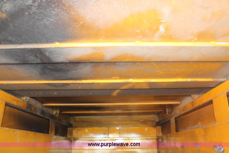 image for item H6810 2002 Dodge Ram 3500 utility truck