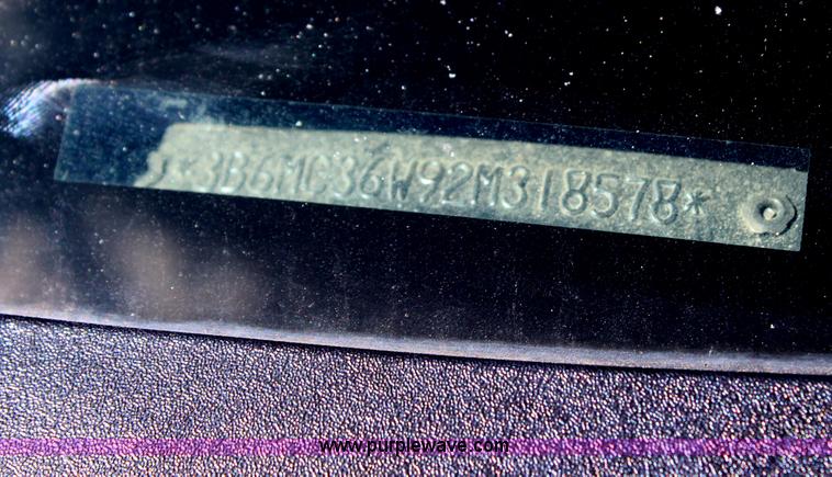 image for item H6810 2002 Dodge Ram 3500 utility truck