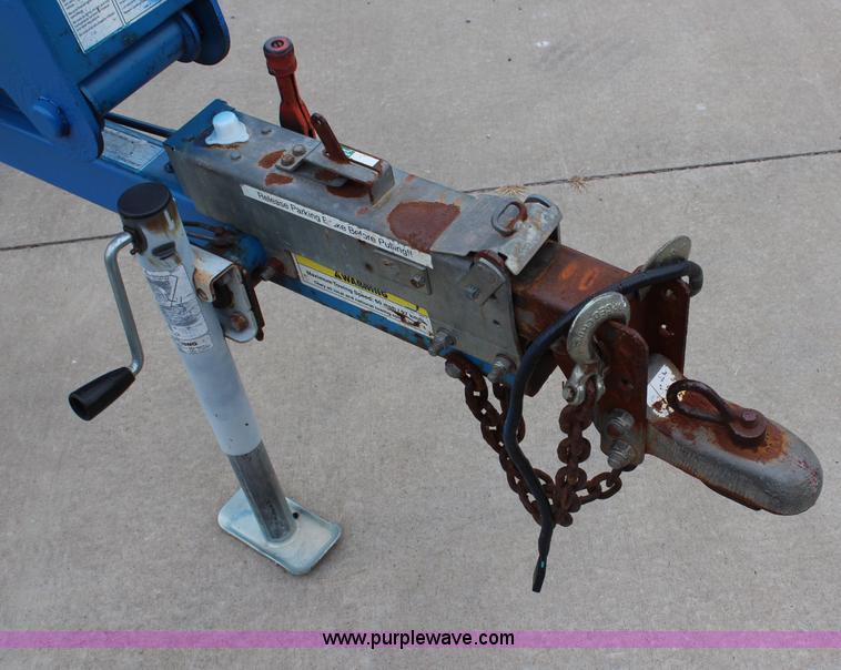 image for item H6871 2000 Genie TMZ-50\30 towable boom lift