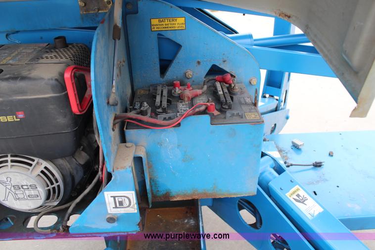 image for item H6871 2000 Genie TMZ-50\30 towable boom lift