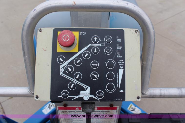 image for item H6871 2000 Genie TMZ-50\30 towable boom lift