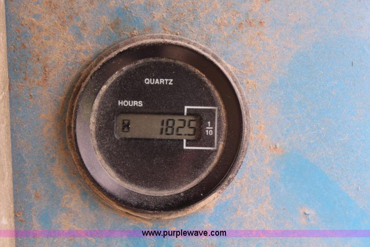 image for item H6871 2000 Genie TMZ-50\30 towable boom lift