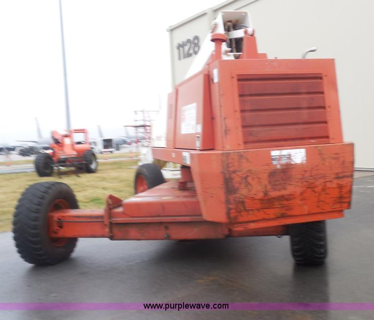 image for item I1263 1990 Snorkel TB-A80R boom lift