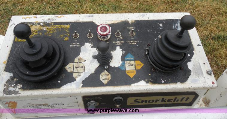 image for item I1263 1990 Snorkel TB-A80R boom lift