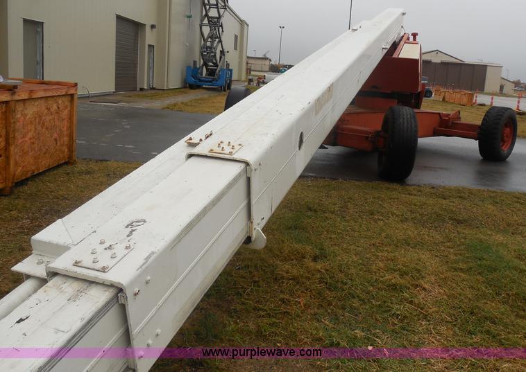 image for item I1263 1990 Snorkel TB-A80R boom lift